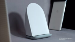 Google Pixel Stand (2nd Gen) deal: We’ve never seen it this cheap!