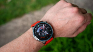 This workout-focused smartwatch makes my Pixel Watch feel like a toy