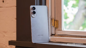 Samsung Galaxy S25 Edge hits a new record-low price!