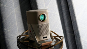 Yaber T2 Outdoor Projector drops to new record-low price!
