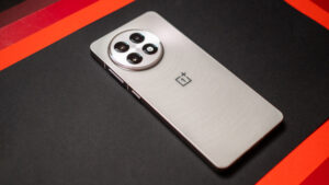 The ‘definitive value flagship of 2025’ now comes with a FREE $100 gift card — don’t wait!