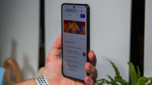Samsung Galaxy S25 FE display could get a flagship-grade treatment