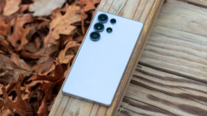 Galaxy S26 Ultra leak points to a sweet camera upgrade for your close-up shots